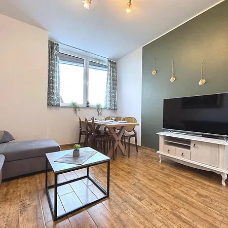 Apartman Bryza - Concha 43 - Centrum - Parking *